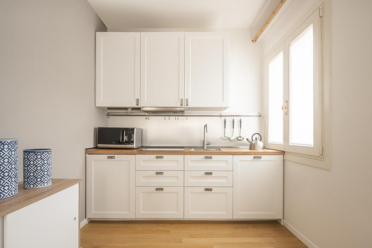 Santa Croce Design Apartment R&R Венеция Экстерьер фото